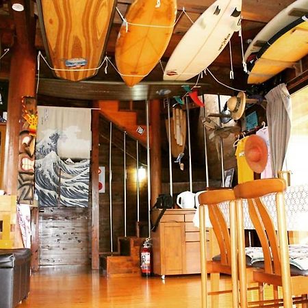 Hotel Tropical Surf House Okinawa à Onna Extérieur photo