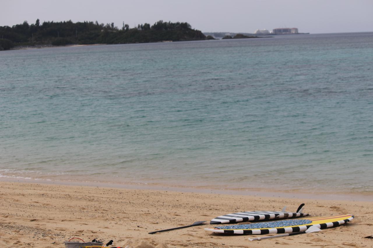 Hotel Tropical Surf House Okinawa à Onna Extérieur photo